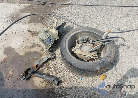 2017 Buick Lacrosse Essence из США, поврежденный, VIN 1G4ZP5SSXHU173944